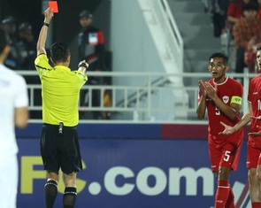 Báo chí Indonesia chỉ trích trọng tài 'làm hại' U23 Indonesia thất bại ở bán kết