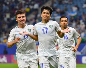 Cầu thủ U23 Uzbekistan bị phát hiện hít chất lạ