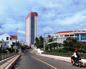 Chưa cấp giấy tờ cho người mua chung cư vì vướng nhiều thủ tục