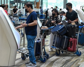 Singapore đối diện làn sóng dịch COVID-19 mới