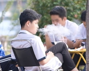Bộ Công Thương nói gì về đề xuất thí điểm thuốc lá điện tử, trong khi Bộ Y tế muốn cấm?