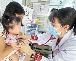 Vào mùa bệnh tay chân miệng, phụ huynh không nên chủ quan