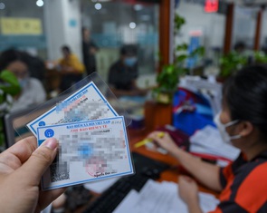 Chính thức đóng bảo hiểm xã hội 15 năm có lương hưu, 75 tuổi hưởng trợ cấp hưu trí