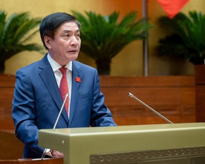 Quốc hội 'chốt' tiếp tục giảm 2% thuế VAT đến hết năm 2024