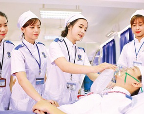 Học phí ngành y dược các trường ở TP.HCM tăng, có ngành trên 200 triệu
