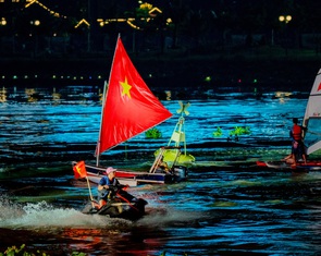 Những nơi có 'view đẹp' xem màn biểu diễn của 1.100 drone trên sông Sài Gòn