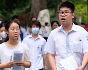 Đã có điểm chuẩn vào lớp 10 Hà Nội, nhiều trường giảm sâu