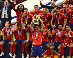 Cúp vô địch Euro 2024 xứng đáng của Tây Ban Nha: Lẽ phải bóng đá!
