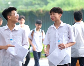 Tại sao điểm chuẩn vào lớp 10 ở Hà Nội giảm?