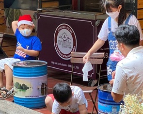 Những lúng túng lần đầu làm cha