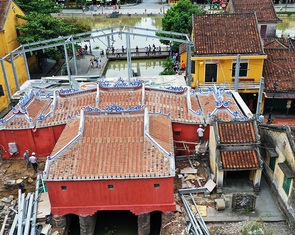 Hình ảnh mới nhất Chùa Cầu Hội An sau trùng tu khiến du khách tò mò