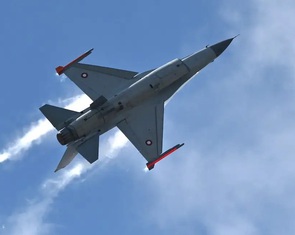 Mỹ trang bị tên lửa và bom cho tiêm kích F-16 gửi đến Ukraine