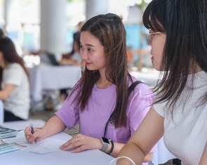 Đề xuất sửa Luật Việc làm có siết lợi ích người lao động?