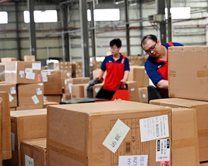 Cần tiếp sức cho hàng Việt trên sàn thương mại điện tử