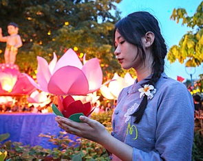 Nuôi con thương cha mẹ nhiều hơn!