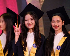 9,7 điểm/môn vẫn trượt sư phạm, Bộ GD-ĐT và trường nói gì?