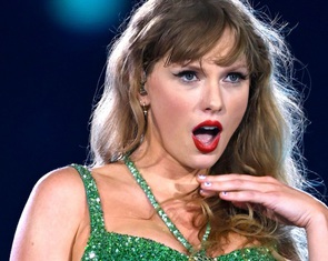 Taylor Swift khép lại chuyến lưu diễn The Eras Tour tại châu Âu