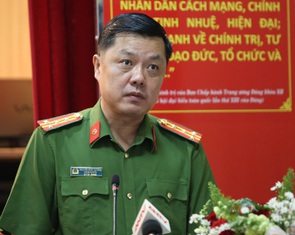 Lấy mống mắt khi làm căn cước có ảnh hưởng đến mắt?