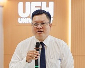 PGS.TS Phạm Quang Huy thôi chức phó trưởng ban đào tạo Đại học Kinh tế TP.HCM