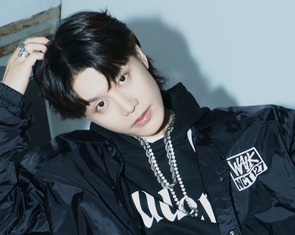 Taeil bị buộc rời NCT vì liên quan đến vụ án hình sự về tình dục