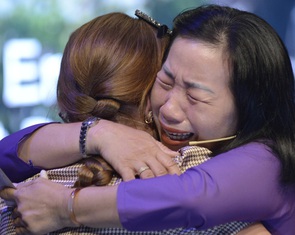Như chưa hề có cuộc chia ly: Con đã tìm được hai em, mẹ yên lòng nhé!