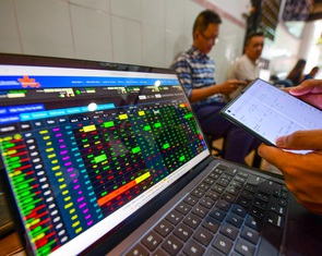 Ghìm bớt những phiên chứng khoán chao đảo do tâm lý