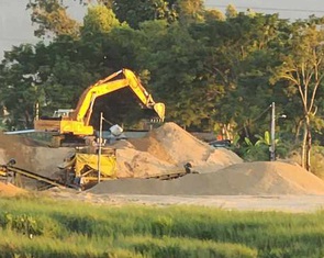 Quảng Ngãi yêu cầu cọc tiền tỉ khi đấu giá 2 mỏ cát sông Trà Khúc