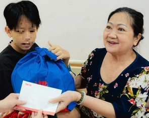 1.000 phần quà trung thu cho bệnh nhi ung thư