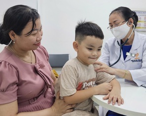 Sốt xuất huyết diễn biến phức tạp, làm sao phòng tránh?