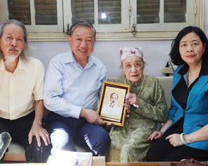 Tổng Bí thư, Chủ tịch nước Tô Lâm tri ân cố nhạc sĩ Văn Cao và cố họa sĩ Bùi Trang Chước