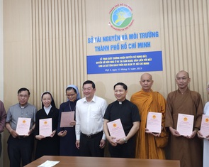Ủy quyền Sở Tài nguyên và Môi trường TP.HCM cấp sổ hồng cho người gốc Việt định cư ở nước ngoài