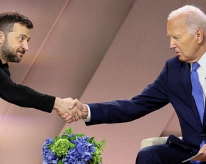 Ông Biden tăng mạnh viện trợ cho Ukraine