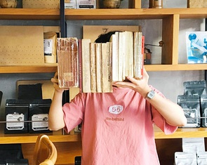 Giảng viên đại học Mỹ dùng 'chiêu' gì khi sinh viên lười đọc?