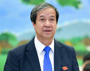 Bộ trưởng Nguyễn Kim Sơn phản hồi về hệ số lương giáo viên mầm non thấp nhất các cấp học