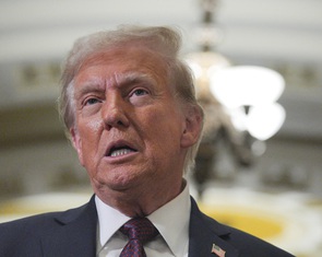 Ông Trump nói giới chức California 'thiếu năng lực' dập cháy rừng