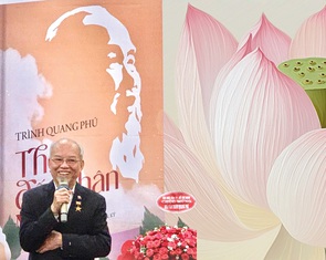 Một đời theo dấu chân Người
