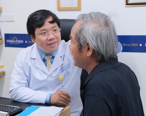 Thử thực phẩm ‘độc, lạ’ dịp Tết, coi chừng mề đay, dị ứng