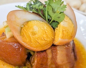 Mẹo nhỏ 'đối phó' thực phẩm giàu chất béo ngày Tết cho người đau dạ dày, thực quản