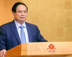 Thủ tướng: Dứt khoát hoàn thành chi trả chế độ cho người nghỉ việc trước 10-10