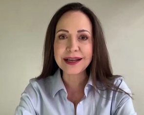 Phản ứng đầu tiên của chủ nhân giải Nobel Hòa bình 2025: 'Chuyện gì thế này?'