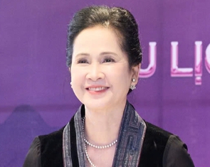 NSND Lan Hương: ‘Nhiều cuộc thi nhan sắc vẫn chưa đủ, tôi luôn ủng hộ’