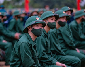 Sinh tháng 1-1998, đến nay còn tuổi đi nghĩa vụ quân sự không?