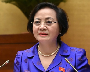 Bộ trưởng Phạm Thị Thanh Trà phản hồi kiến nghị điều chỉnh tuổi nghỉ hưu, lương tối thiểu vùng