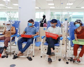 Ung thư tự thuật - Tôi đã không dừng chiến đấu - Kỳ 2: Bên cửa tử