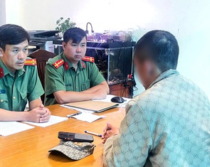 Lâm Đồng xử phạt người đăng clip cảnh sát cơ động cản người dân đặt taxi công nghệ