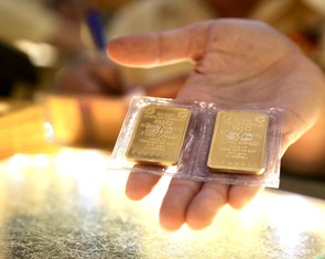 Giá vàng miếng SJC tiến sát mốc 150 triệu đồng/lượng
