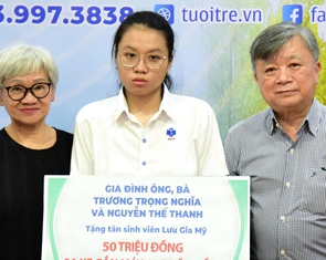Gia đình bà Nguyễn Thế Thanh và ĐH Công Thương TP.HCM tiếp sức SV 'giấy khai sinh không có mẹ cha'
