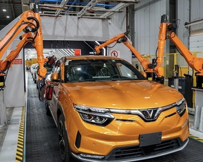 Góp ý văn kiện Đại hội Đảng XIV: Cần một thể chế có sức bật, nơi mọi nguồn lực được giải phóng