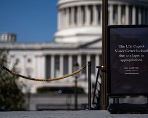 Vì sao Chính phủ Mỹ vẫn đóng cửa dù Đảng Cộng hòa kiểm soát cả Thượng viện, Hạ viện?