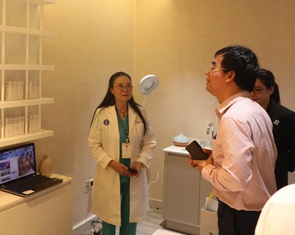 Trường đại học mở phòng tư vấn sức khỏe tâm thần cho sinh viên và chăm sóc da cho nhân viên nữ